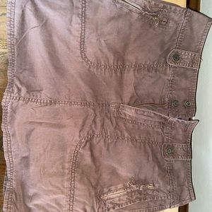 Cargo brown mini skirt perfect fit summer or any y2k 2000s look!!